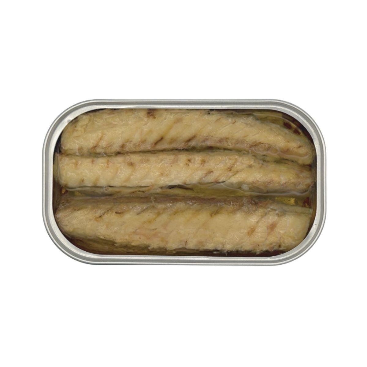 Lata abierta de caballa Paco Lafuente con los filetes en aceite de oliva a la vista